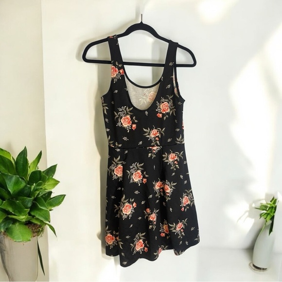 H & M Floral Black Dress - Picture 3 of 6